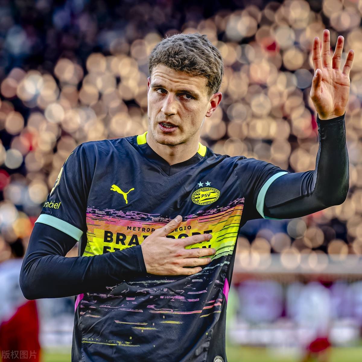 加时末段突围战来临,埃因霍温围绕荷甲刷新队史纪录,目标明确,数据趋势出现新变化的简单介绍 加时末段突围战来临,埃因霍温围绕荷甲刷新队史纪录,目标明确,数据趋势出现新变化的简单介绍